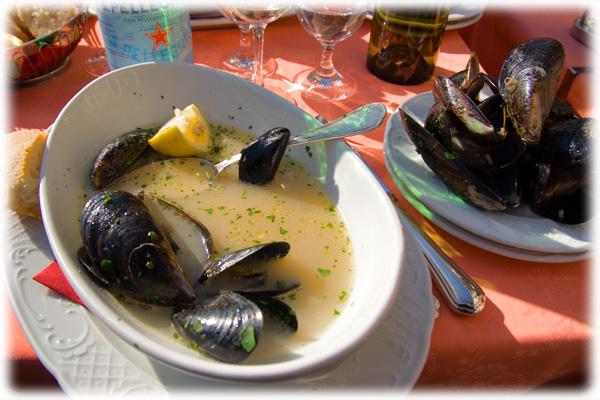 Mussels in White Wine (Used with permission.)