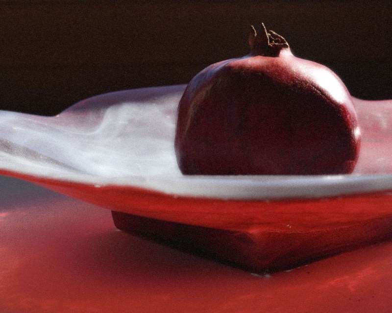 Pom in dish Diffuse glow