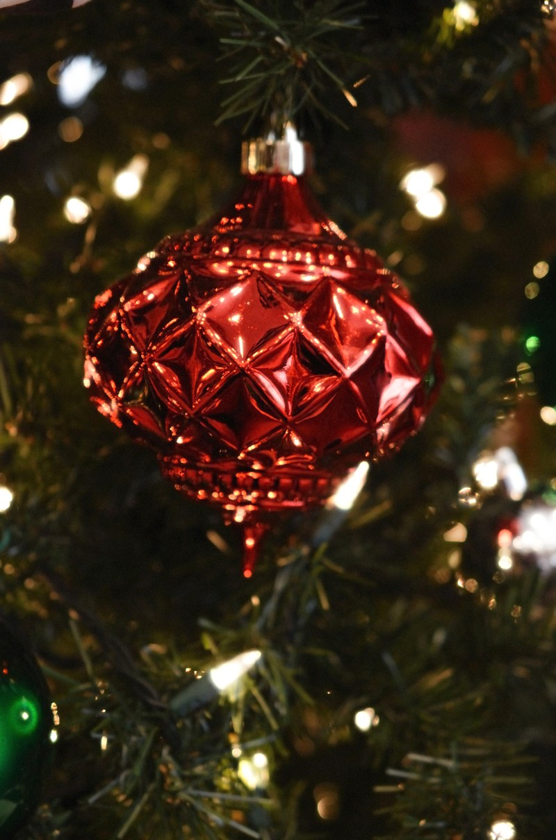Red ornament diffuse glow