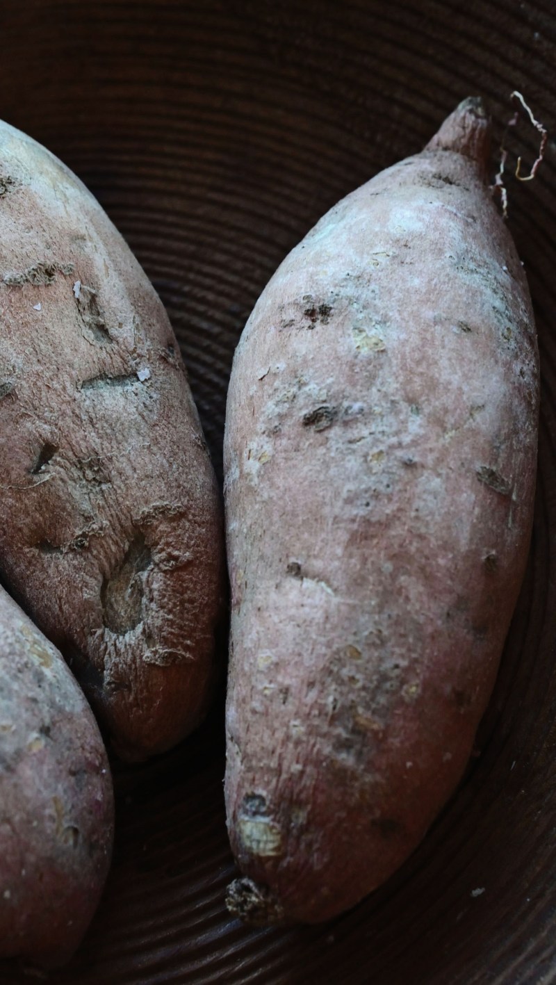 Sweet potatoes cropped colorefex