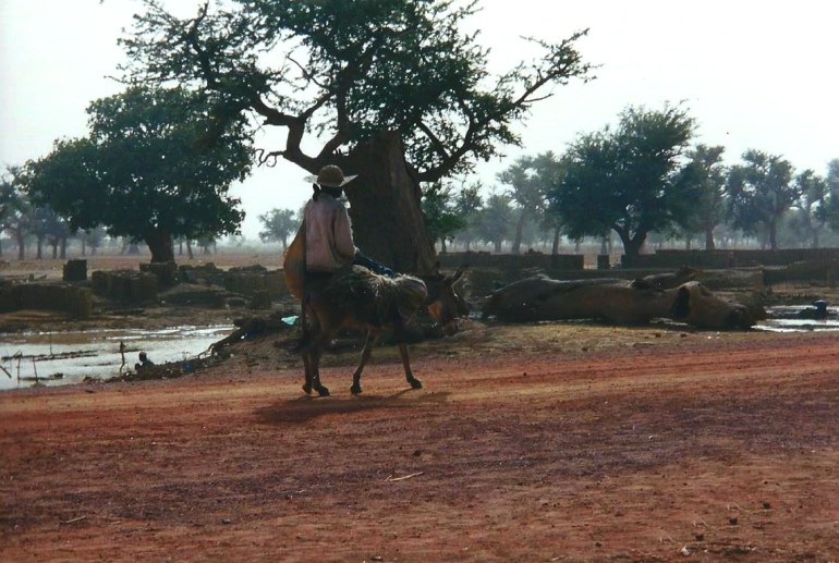 Africa Burkina road scene